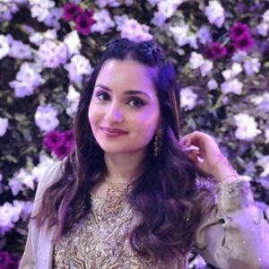 Meet your Posher, Sabrina